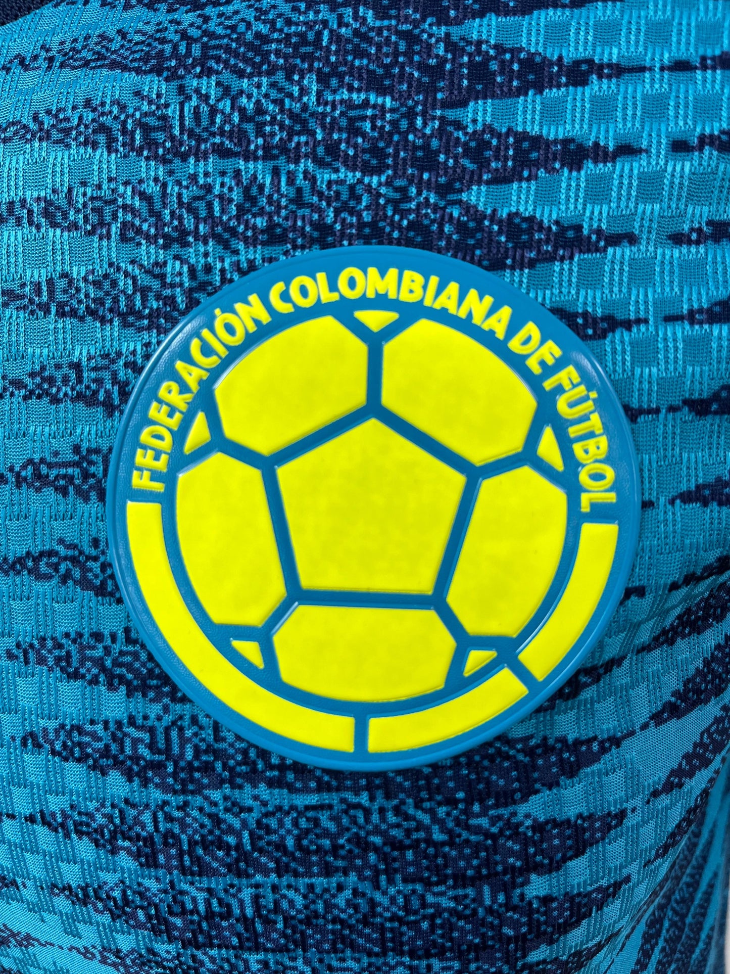 Colombia 2026 Away Jersey (Slim Fit)